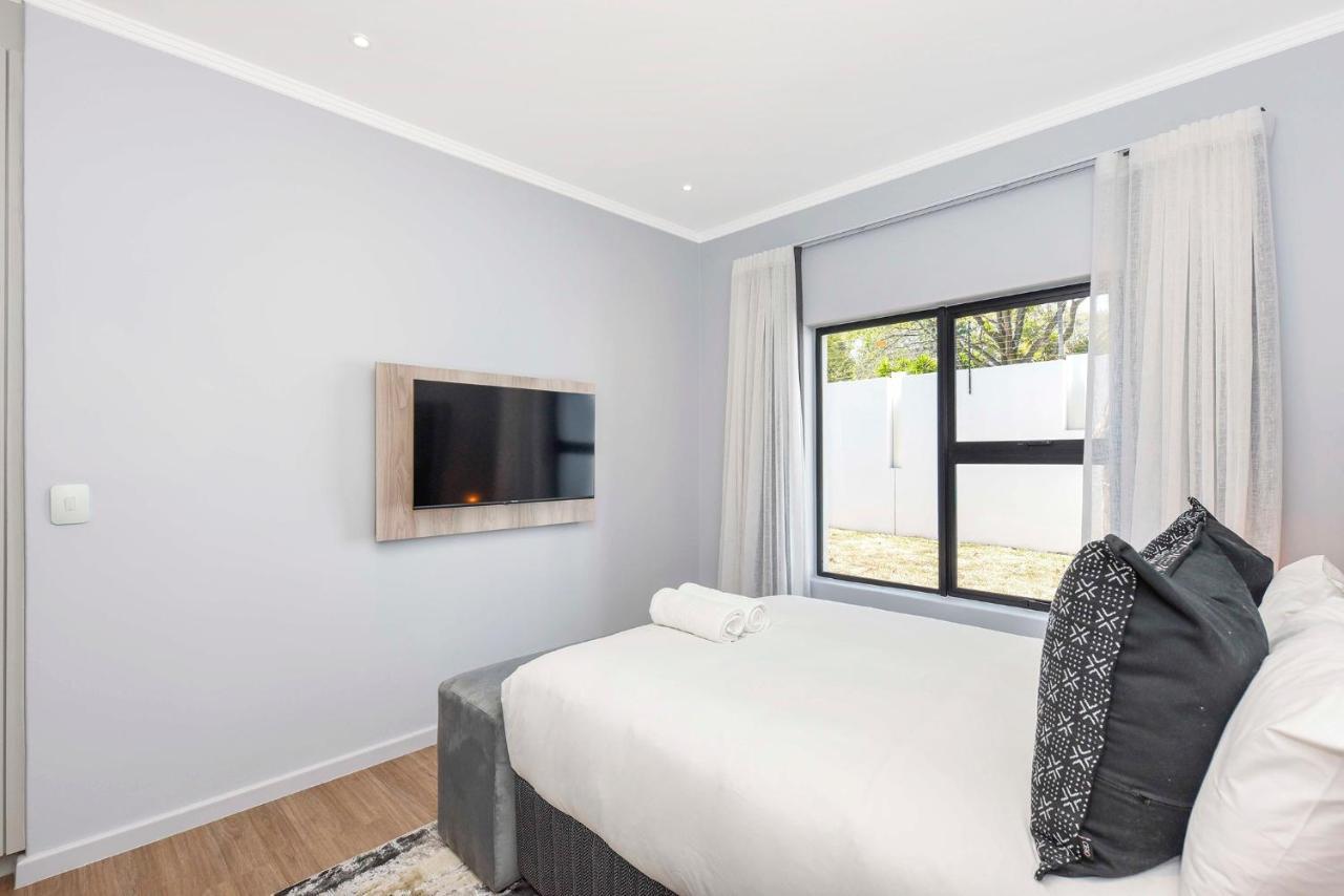 The Monroe Luxury Apartments Johannesburg Esterno foto