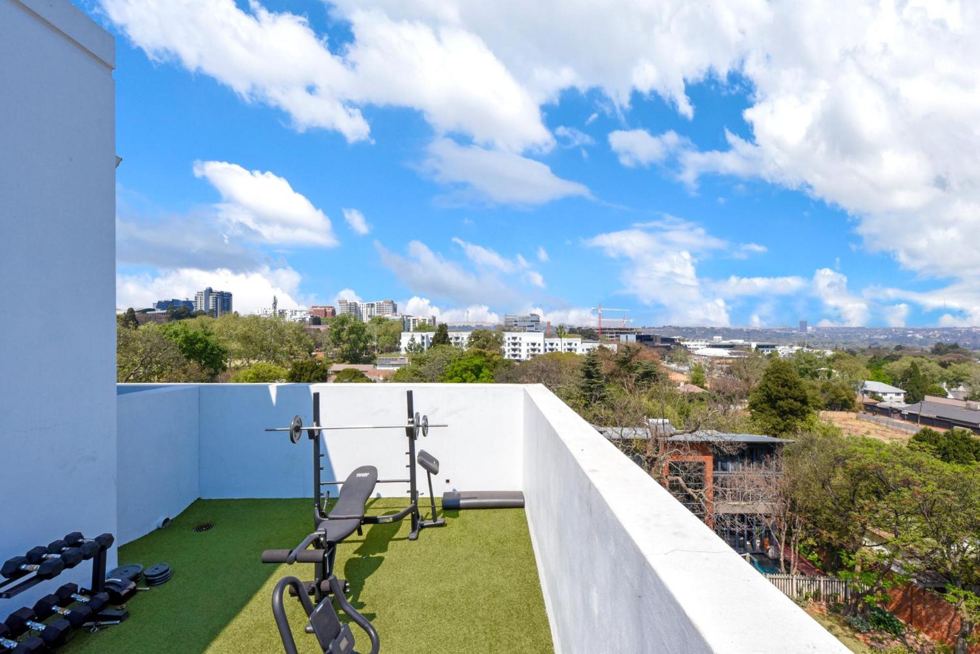 The Monroe Luxury Apartments Johannesburg Esterno foto